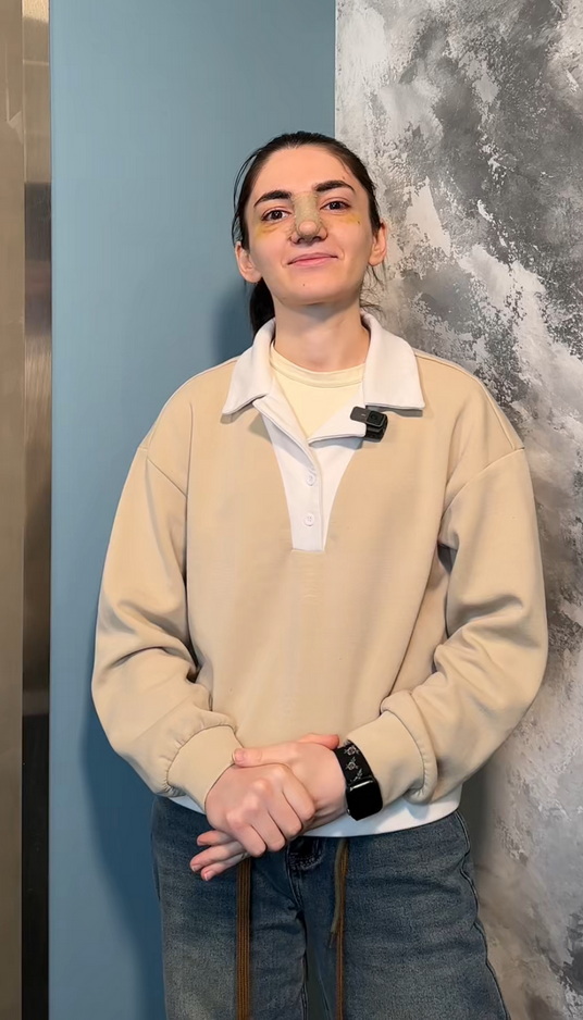 Лейла, Медсестра