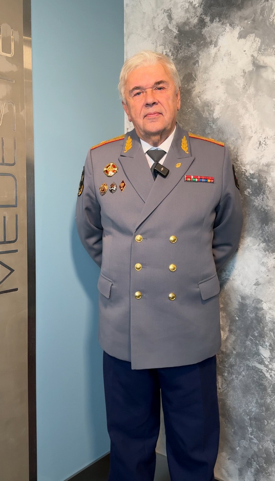 Геннадий, сотрудник МВД