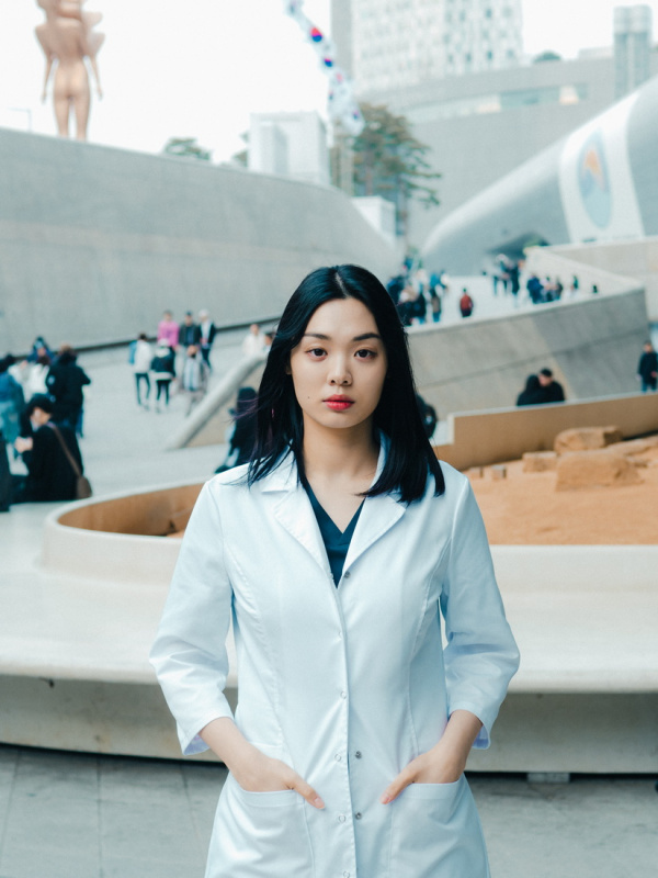 Боль внизу живота у женщин